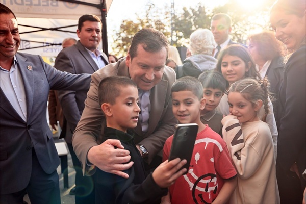 Yenilenen Ortaköy Şehit Sabri Tunalı Parkı hizmete açıldı